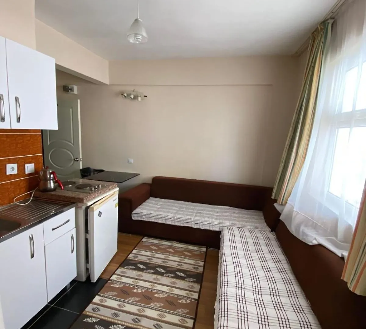 Oezmert Otel Antalya Bed & Breakfast